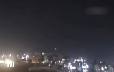 Iran nã tên lửa vào Israel, nhận cảnh báo “rắn”