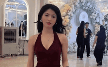 Mặt không dính miếng filter nào của "Bạch nguyệt quang công viên Thống Nhất" khi đi casting người mẫu