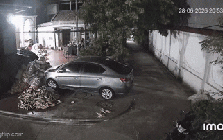 Sét đánh vào ngôi nhà ở Phú Thọ, hàng xóm tiết lộ thiệt hại
