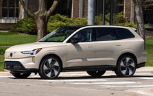 Volvo mở đặt trước 2 mẫu xe điện EX90 và ES90 tại Việt Nam