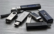 "Tận thế" hay sao mà nước Nga lại ồ ạt gom mua hàng triệu chiếc USB?
