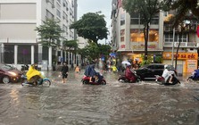Hà Nội lý giải cảnh ngập cục bộ một số tuyến đường sau nửa giờ mưa lớn
