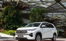 Doanh số ô tô Việt Nam tăng 15%, xe hybrid và nhập khẩu tiếp tục bứt phá