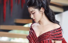 Á hậu được báo Trung khen ngợi là "quốc bảo mỹ nữ", lọt Top 100 đề cử Gương mặt đẹp nhất thế giới cùng Jisoo