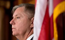 Chính trường Mỹ xáo trộn mạnh vì sự ra đi đường đột của Thượng nghị sĩ Lindsey Graham