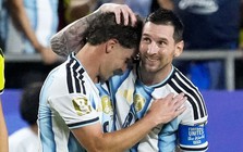 Lý do Messi luôn là "độc nhất": Khiêm tốn cả trong lẫn ngoài sân cỏ