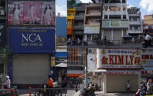 Tiệm kim cương Ngọc Châu Âu, tiệm vàng Kim Lý đồng loạt đóng cửa