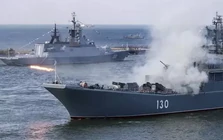 Nga lo đối phó khi Ukraine mở mặt trận mới trên Biển Azov