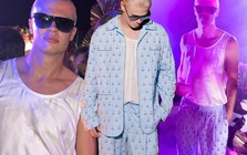 Haaland khi cởi áo Na Uy: Mặc ba lỗ trắng với pijama kẻ sọc, tưởng bác trai Việt Nam nào không đó