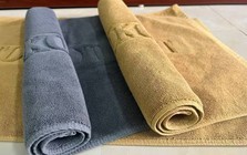 Vì sao khăn mặt dùng lâu lại cứng?