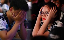 Nhìn lại một đêm buồn của các CĐV khi Argentina không có nổi một cú sút trong 90 phút