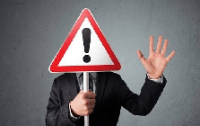 Nhà đầu tư chú ý: Hơn 1,2 tỷ cổ phiếu có thể phải rời sàn