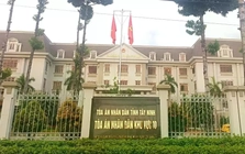 Dôi dư hàng trăm trụ sở ở vị trí 'đất vàng'
