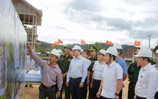 Thủ tướng yêu cầu tăng tốc xây dựng trường nội trú, hoàn thành trước 30/8