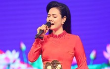 Nữ ca sĩ 36 tuổi vừa được thăng quân hàm Thiếu tá trước niên hạn: Là giảng viên âm nhạc, từng được Bộ Quốc phòng tặng bằng khen