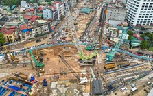 Cận cảnh đại công trường thi công nhà ga metro số 5 giữa trung tâm Hà Nội
