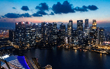 Giá dầu vượt 100 USD/thùng, quốc gia láng giềng Việt Nam có bước đi không ngờ
