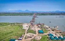 Tiến độ thi công 7 cây cầu vượt sông Hồng ra sao?