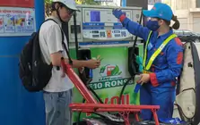 Giá xăng, dầu tiếp tục tăng