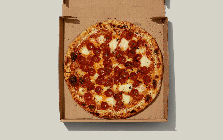 Vì sao bánh pizza hình tròn lại được đựng trong hộp vuông và cắt thành hình tam giác?
