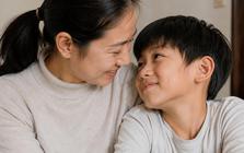 "Từ trường" của cha mẹ ảnh hưởng đến tính cách và vận mệnh của con cái ra sao?