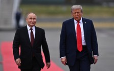 Điện đàm với Tổng thống Nga, ông Trump đề nghị giúp tìm giải pháp về Ukraine