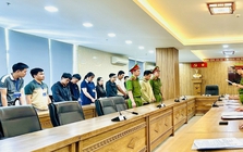 2 nhân viên ngân hàng bị khởi tố