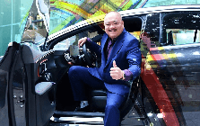 Hé lộ nước cờ mới của ông trùm Mercedes Việt: Đưa công ty con lên sàn HOSE, xây biệt thự trên 6.280m2 đất vàng Võ Văn Kiệt