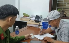 Phạt 7,5 triệu đồng người bán sầu riêng bị du khách tố cân gian ở chợ đêm