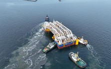 79 khối bê tông khổng lồ nặng 73.500 tấn được xếp liền nhau dưới đáy biển, siêu công trình 8 tỷ USD dần lộ diện: Đại gia gốc Thanh Hóa góp mặt trong dự án hạ tầng xuyên biển lớn nhất thế giới