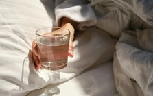 2 thời điểm uống nước giúp "né" đột quỵ, nhồi máu cơ tim: 5 nhóm người cần đặc biệt chú ý