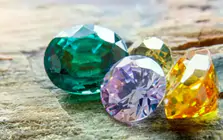 Nhập khẩu đá quý, kim loại quý tăng đột biến