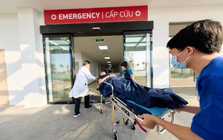 Hết lo vượt biển chữa bệnh, người dân Phú Quốc tiếp cận y tế chất lượng cao với bác sĩ tuyến cuối