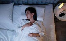 Bật điều hòa vẫn đắp chăn khi ngủ: Thói quen tưởng “ngược đời” lại có lý do