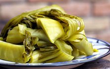 3 thói quen ăn dưa muối cần bỏ ngay
