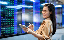Hai cổ phiếu bất ngờ được tự doanh CTCK "gom" hàng trăm tỷ  trong phiên đầu tuần