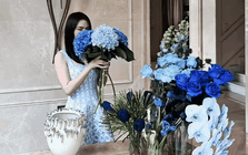 "Phú bà" Ngọc Loan chiều fan hết nấc: Cắm bình hoa tone xanh theo yêu cầu, nhưng điều netizen nể phục lại là chi tiết này