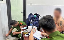 50 cán bộ, chiến sĩ công an xuyên đêm kiểm tra cơ sở kinh doanh karaoke, lưu trú