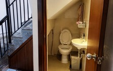 Vì sao ngày càng nhiều gia đình không còn làm nhà vệ sinh dưới gầm cầu thang? Khoảng trống này đang được sử dụng theo cách khác