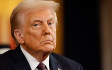 Tổng thống Donald Trump bị kiện: Chuyện gì đây?