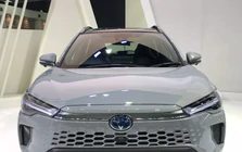 Toyota có thay đổi quan trọng với xe hybrid