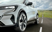 Michelin ra mắt hai dòng lốp mới, hướng tới cả xe xăng, hybrid và xe điện