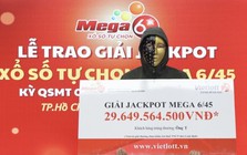 Mua vé số bán dạo, người đàn ông ở TP.HCM trúng độc đắc gần 30 tỷ đồng