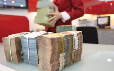 Cổ đông ngân hàng nhận cổ tức khủng