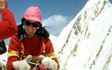 Câu chuyện bi thương về thi thể với mái tóc bay trong gió suốt nhiều năm trên núi Everest
