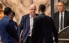 Chủ tịch FIFA Gianni Infantino đối mặt nguy cơ không được tranh cử