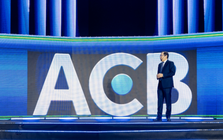 Tổng Giám đốc ACB “đóng vai” hộ kinh doanh, kể câu chuyện chuyển đổi số bằng trải nghiệm thực tế