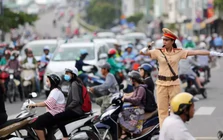 Chính phủ yêu cầu xử nghiêm vi phạm giao thông, 'không có vùng cấm, không có ngoại lệ'