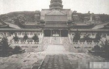 Đang xây tháp 9 tầng, vua Càn Long bất ngờ ra lệnh dừng: 8 chữ bí ẩn dưới lòng đất khiến hoàng đế sợ hãi