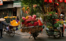 Đi tìm thứ mỹ học chữa lành khắp nơi, nữ nhiếp ảnh gia người Nga lại tìm thấy câu trả lời ngay trên phố phường Hà Nội